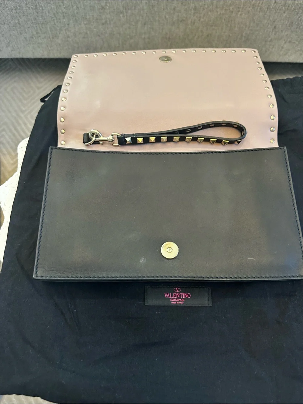 Valentino Garavani Nappa Rockstud Braclet Clutch
